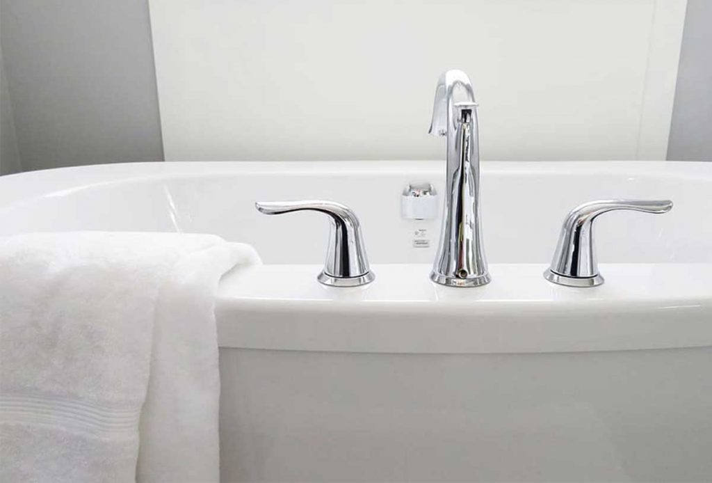 What Is A Roman Tub Faucet